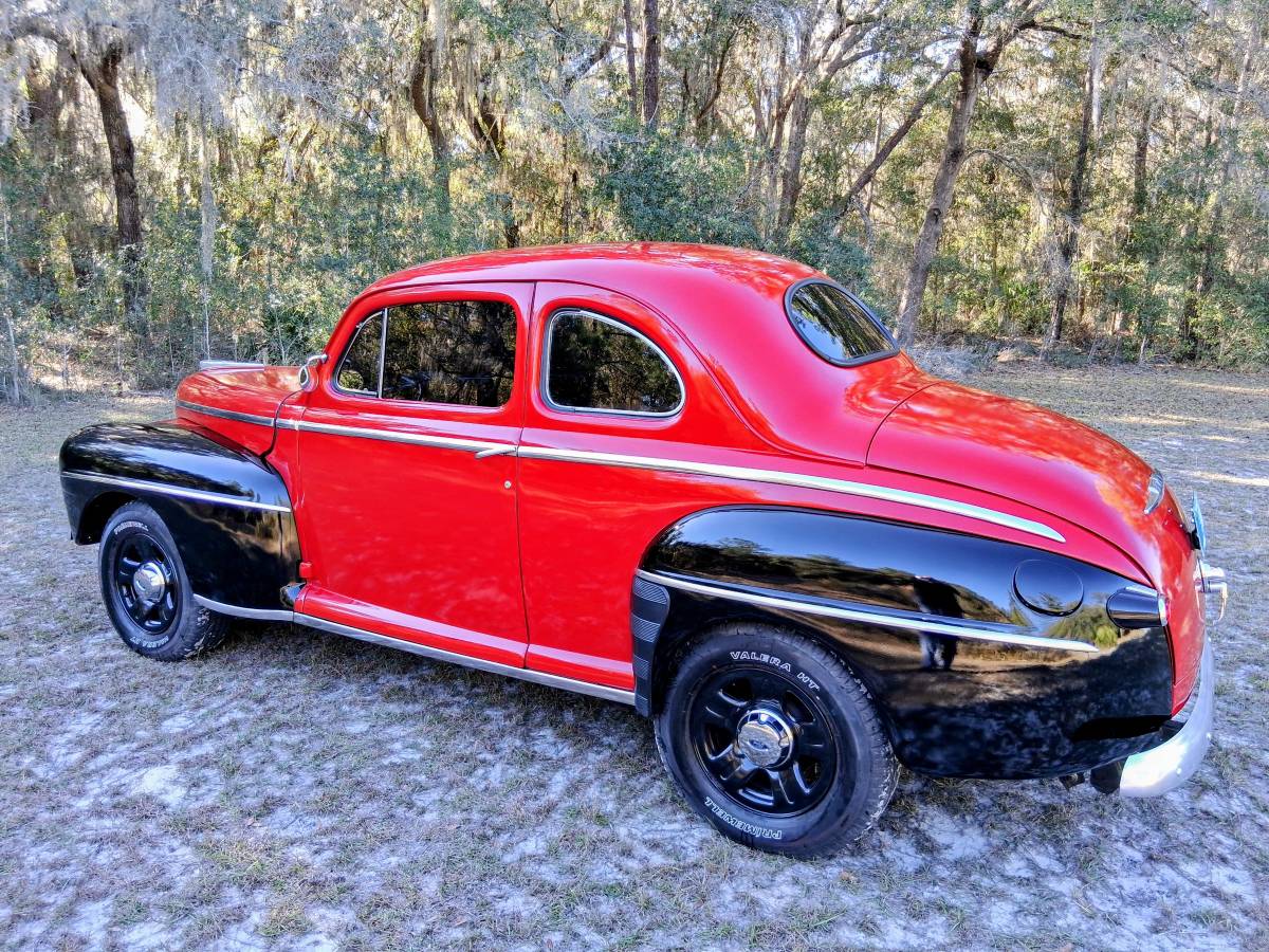 Ford-super-deluxe-coupe-1948-red-2