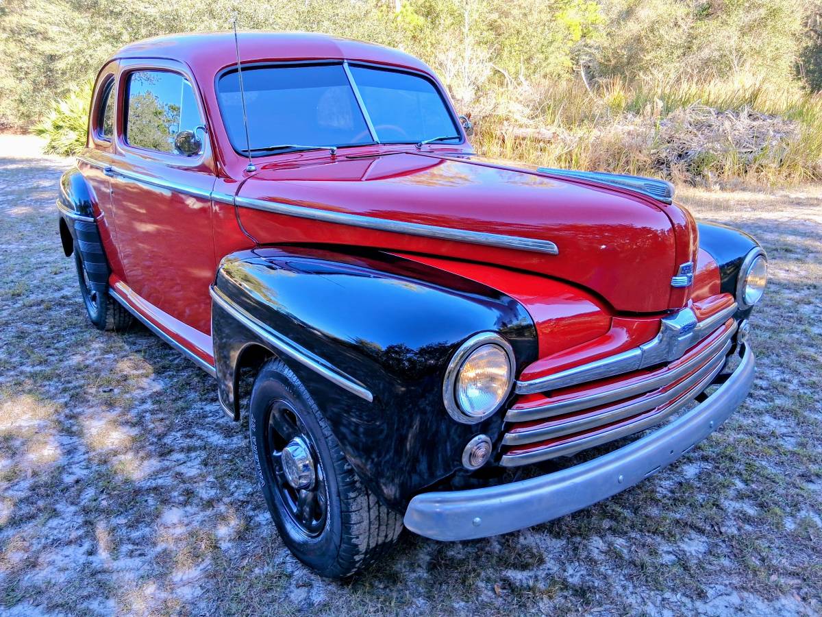Ford-super-deluxe-coupe-1948-red-5