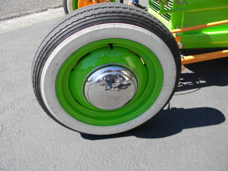 Ford-t-bucket-1927-custom-17