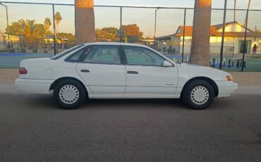 Ford-taurus-1993-1
