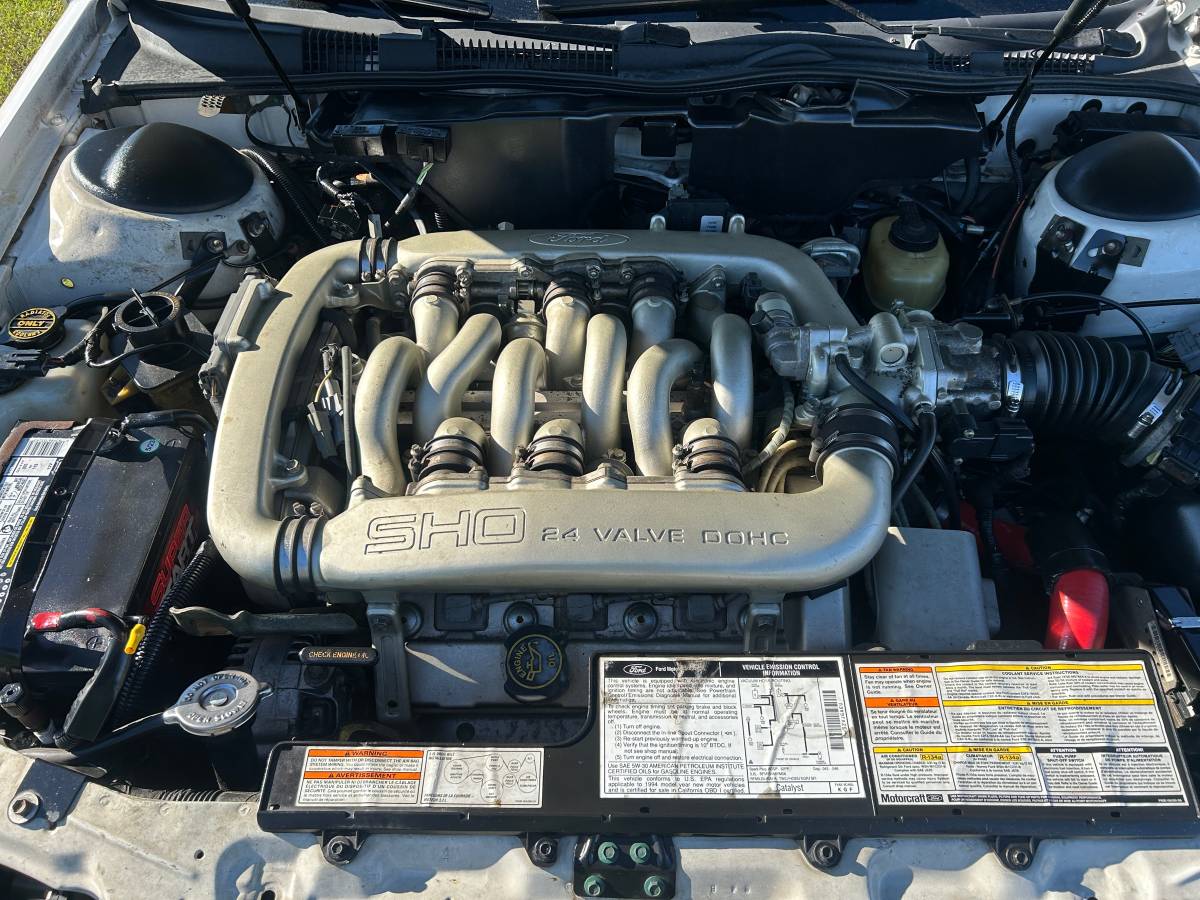 Ford-taurus-sho-1994-78