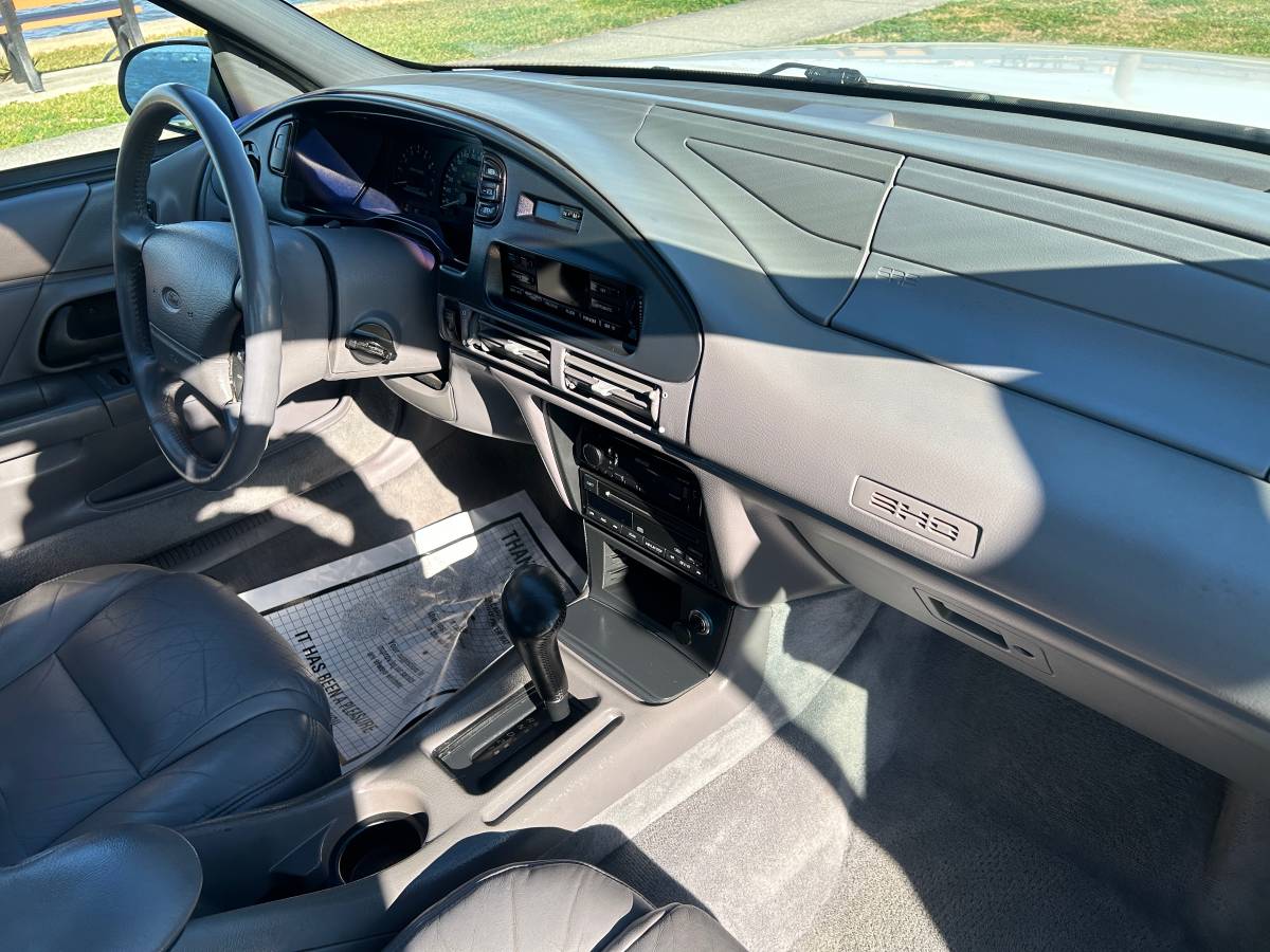 Ford-taurus-sho-1994-92
