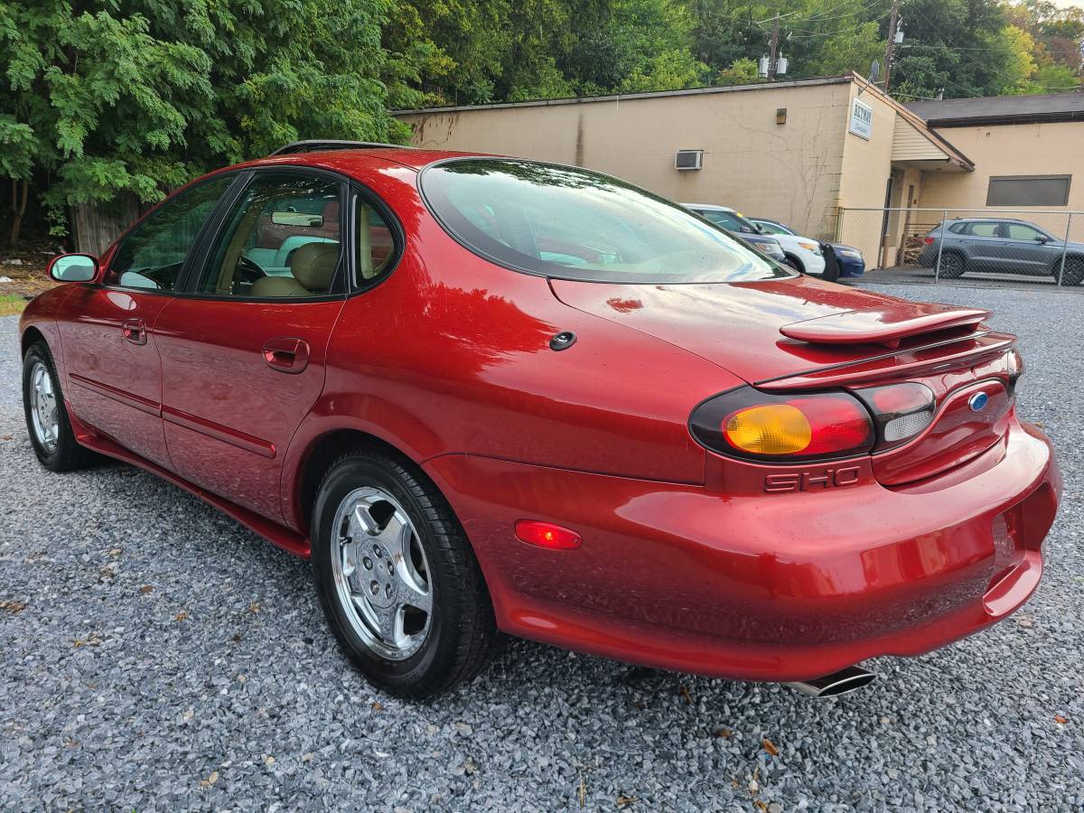Ford-taurus-sho-1996-red-3