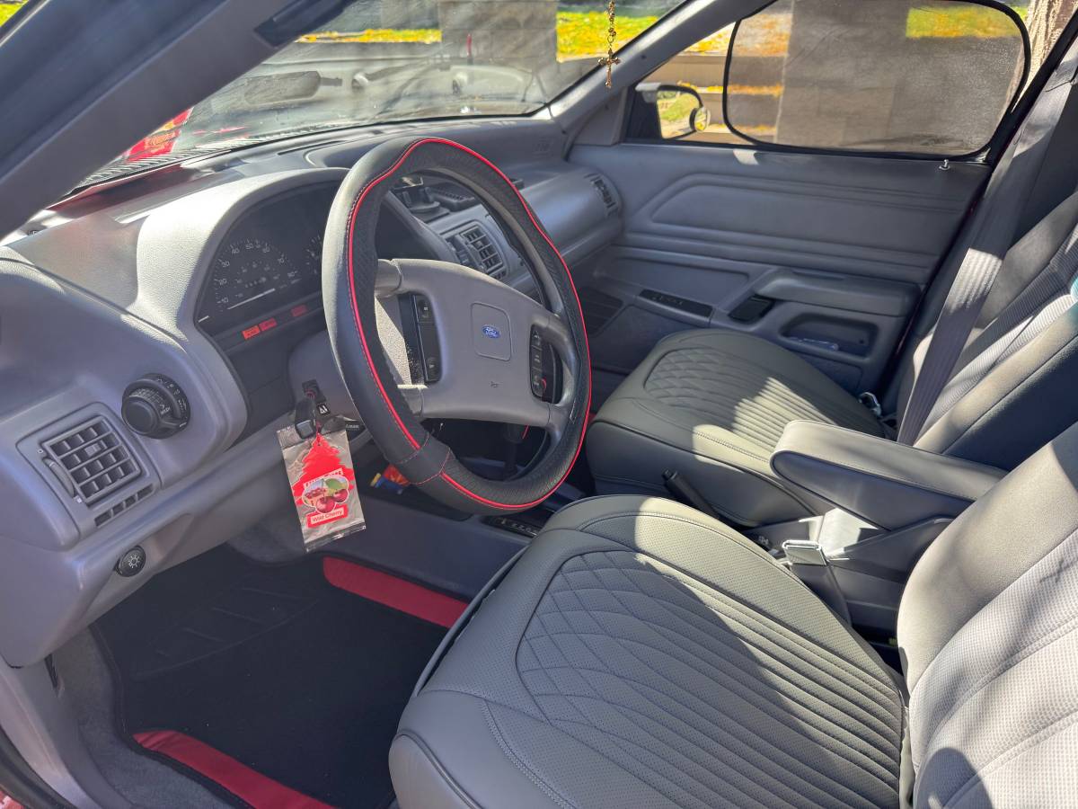 Ford-tempo-gl-1993-red-4