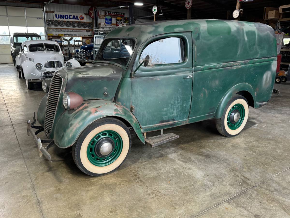 Ford-thames-1939-green-11