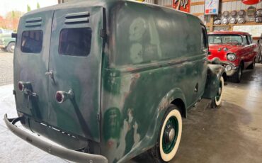 Ford-thames-1939-green-14