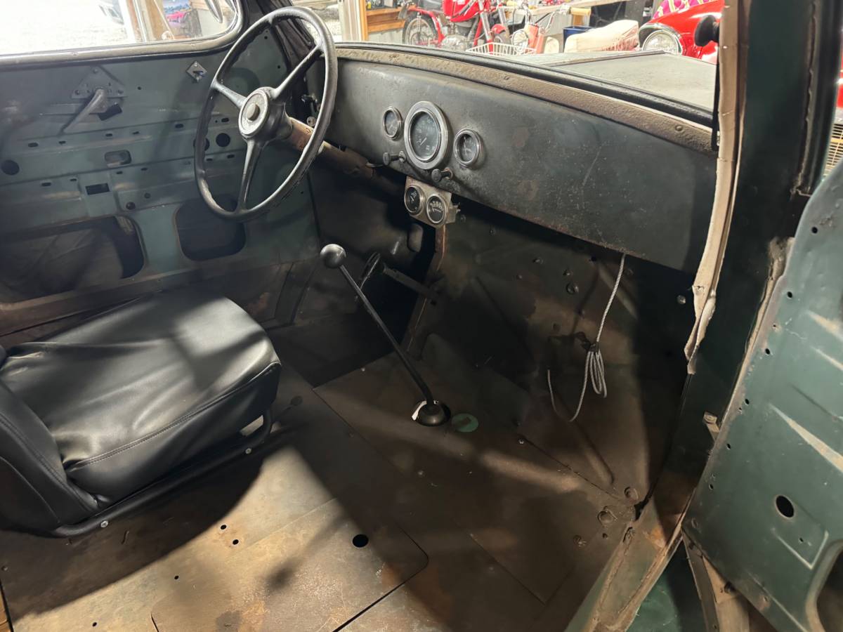 Ford-thames-1939-green-18