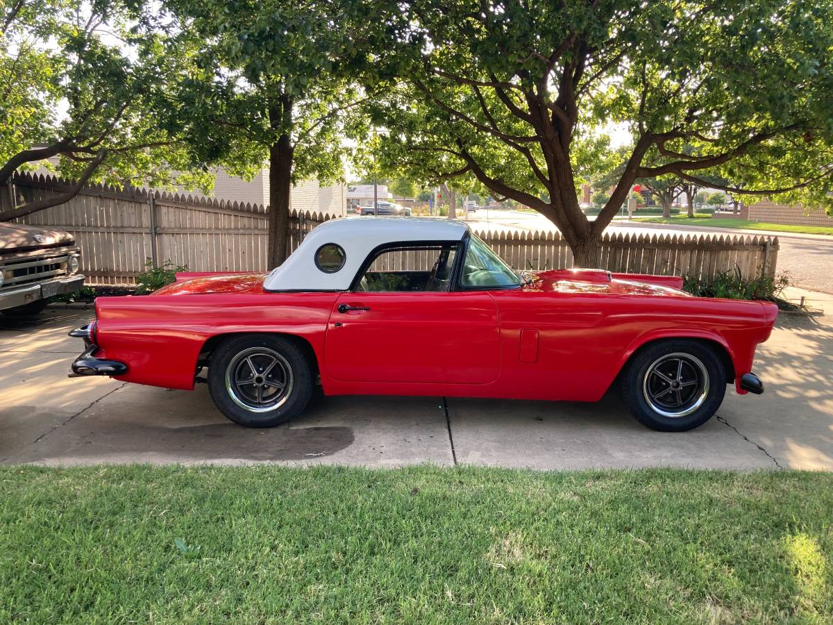Ford-thunderbird-1956-red-13