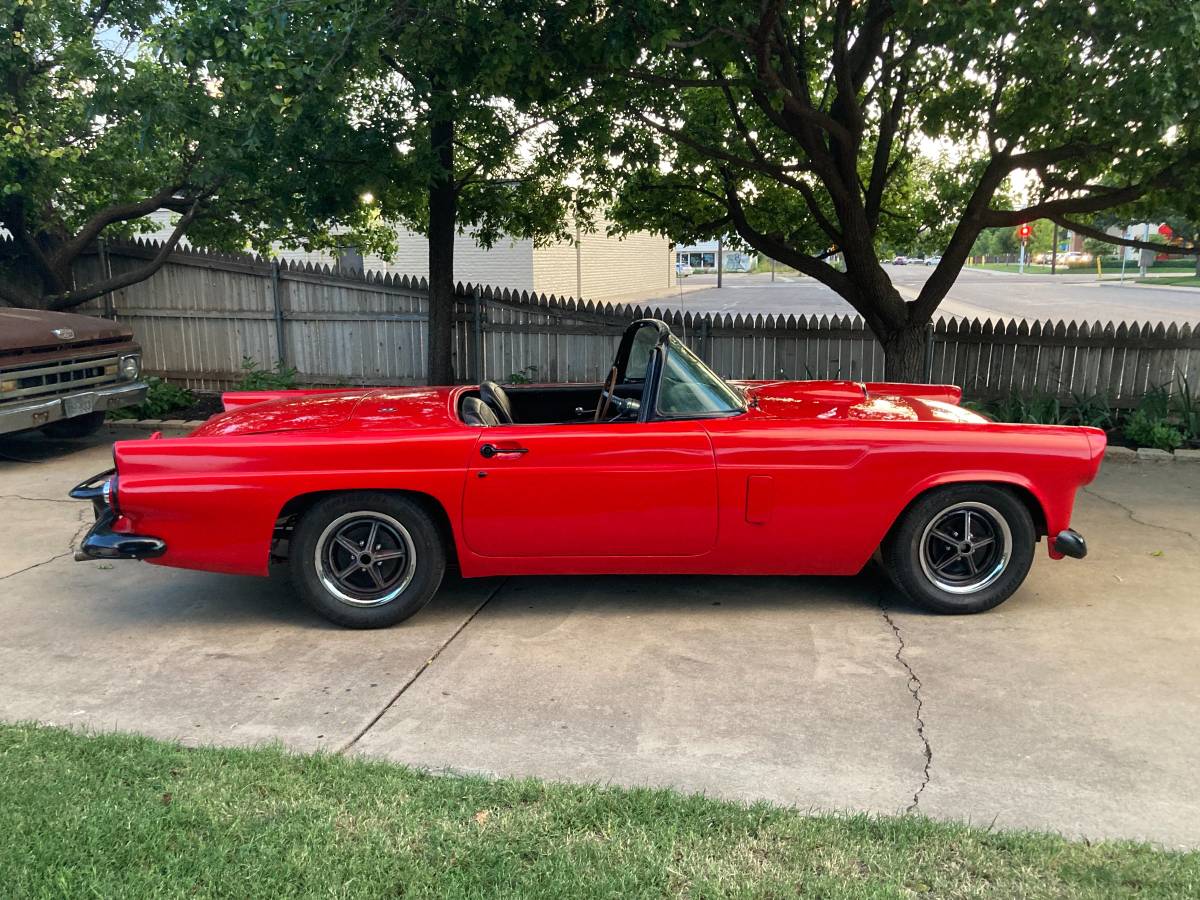 Ford-thunderbird-1956-red-4