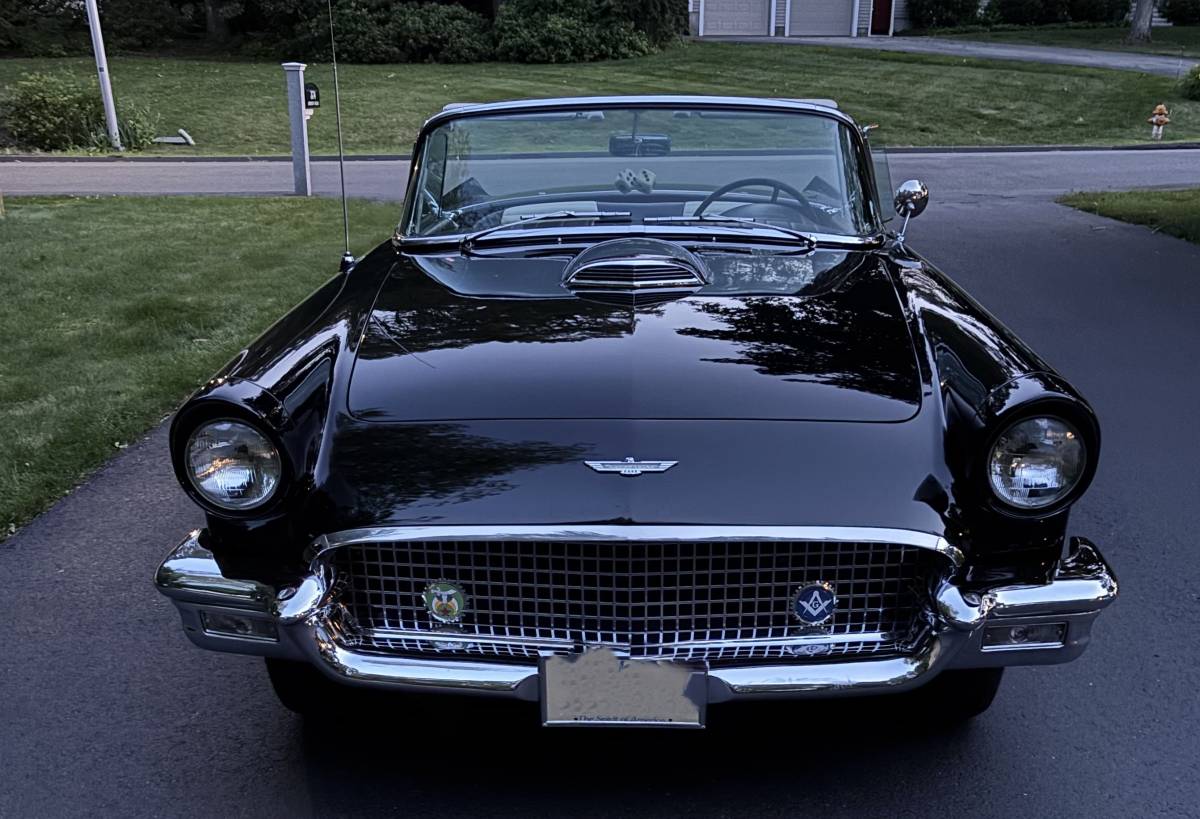 Ford-thunderbird-1957-black-4