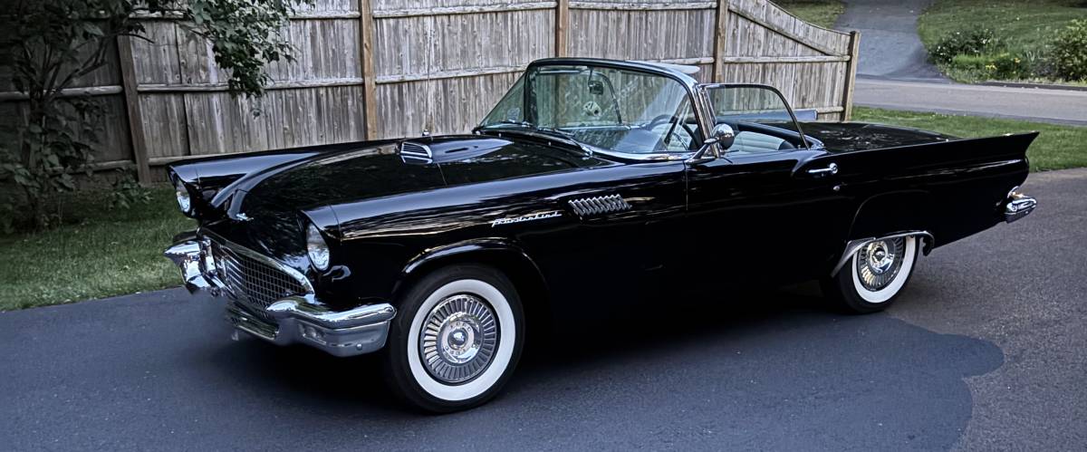 Ford-thunderbird-1957-black-5