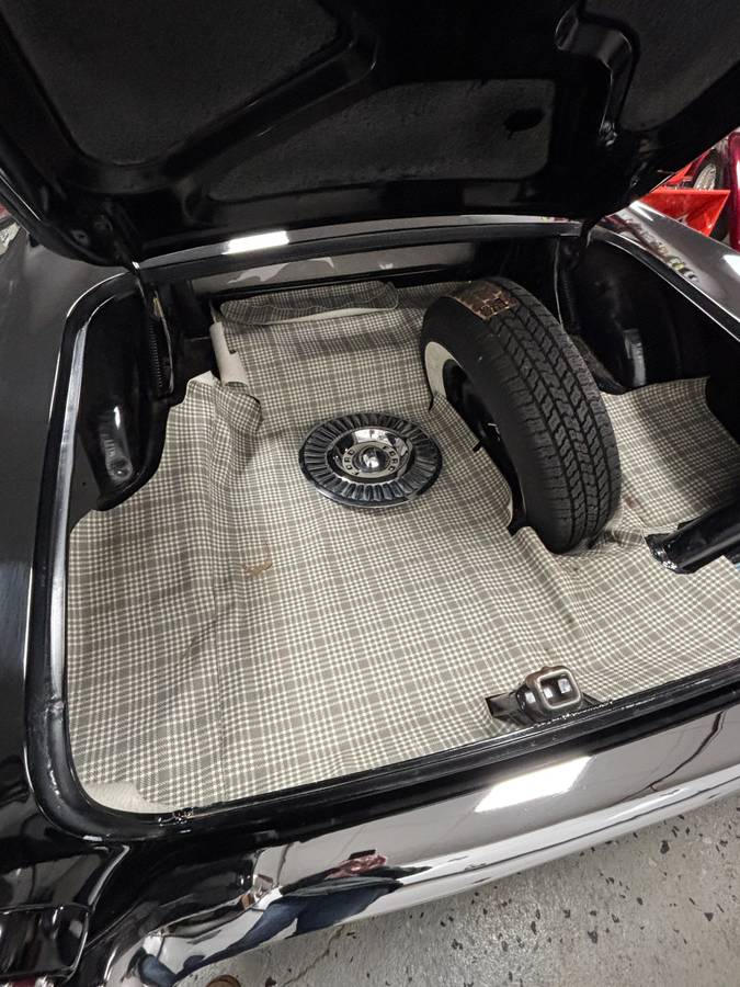 Ford-thunderbird-1957-black-9