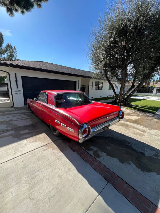 Ford-thunderbird-1962-red-1
