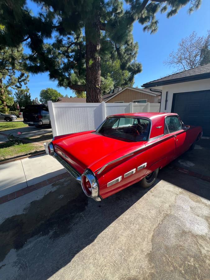 Ford-thunderbird-1962-red-5