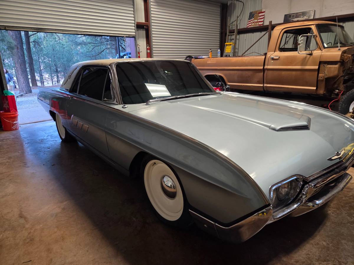 Ford-thunderbird-1963-1