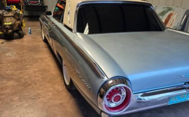 Ford-thunderbird-1963-2