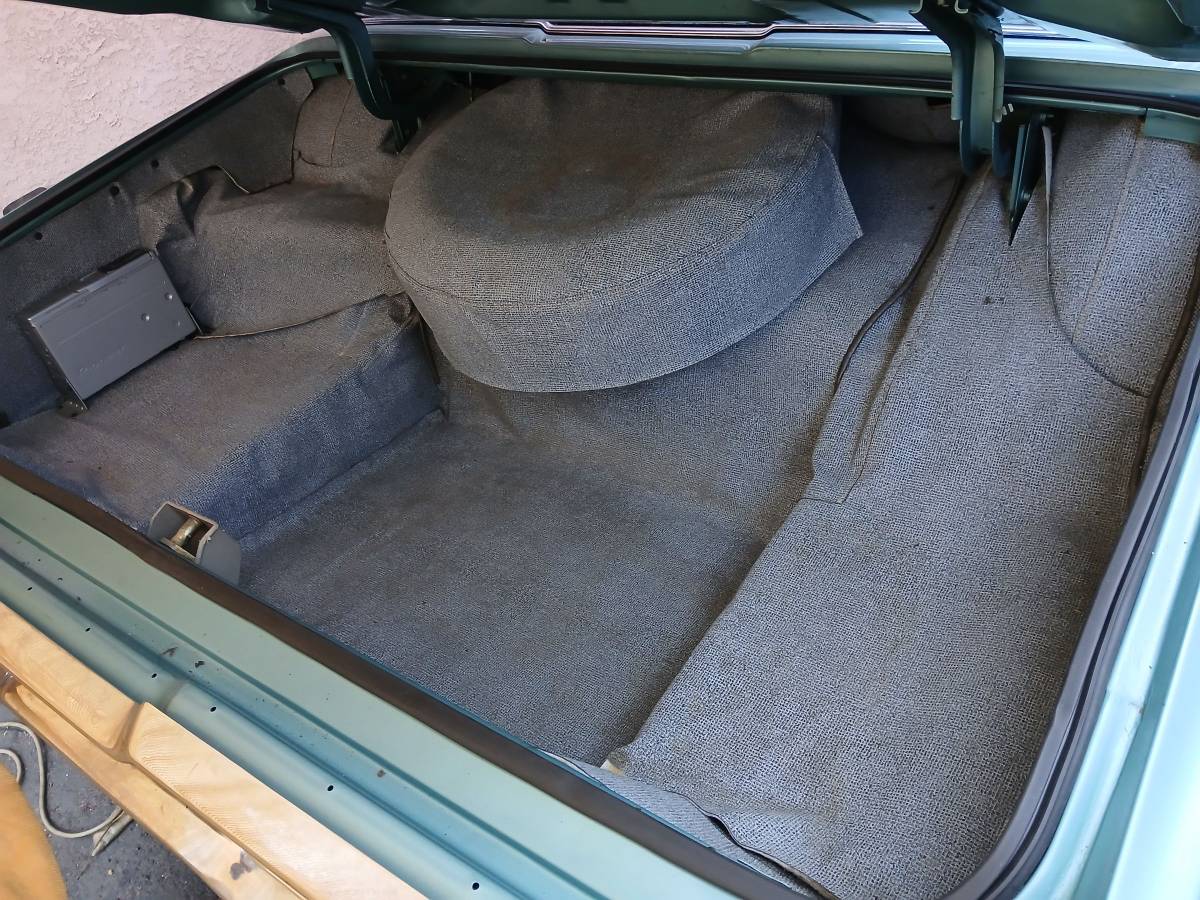 Ford-thunderbird-1966-blue-4