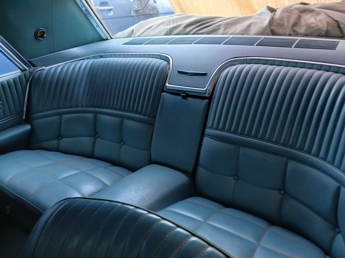 Ford-thunderbird-1966-blue-8