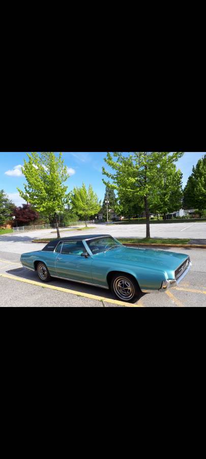 Ford-thunderbird-1967-blue-1