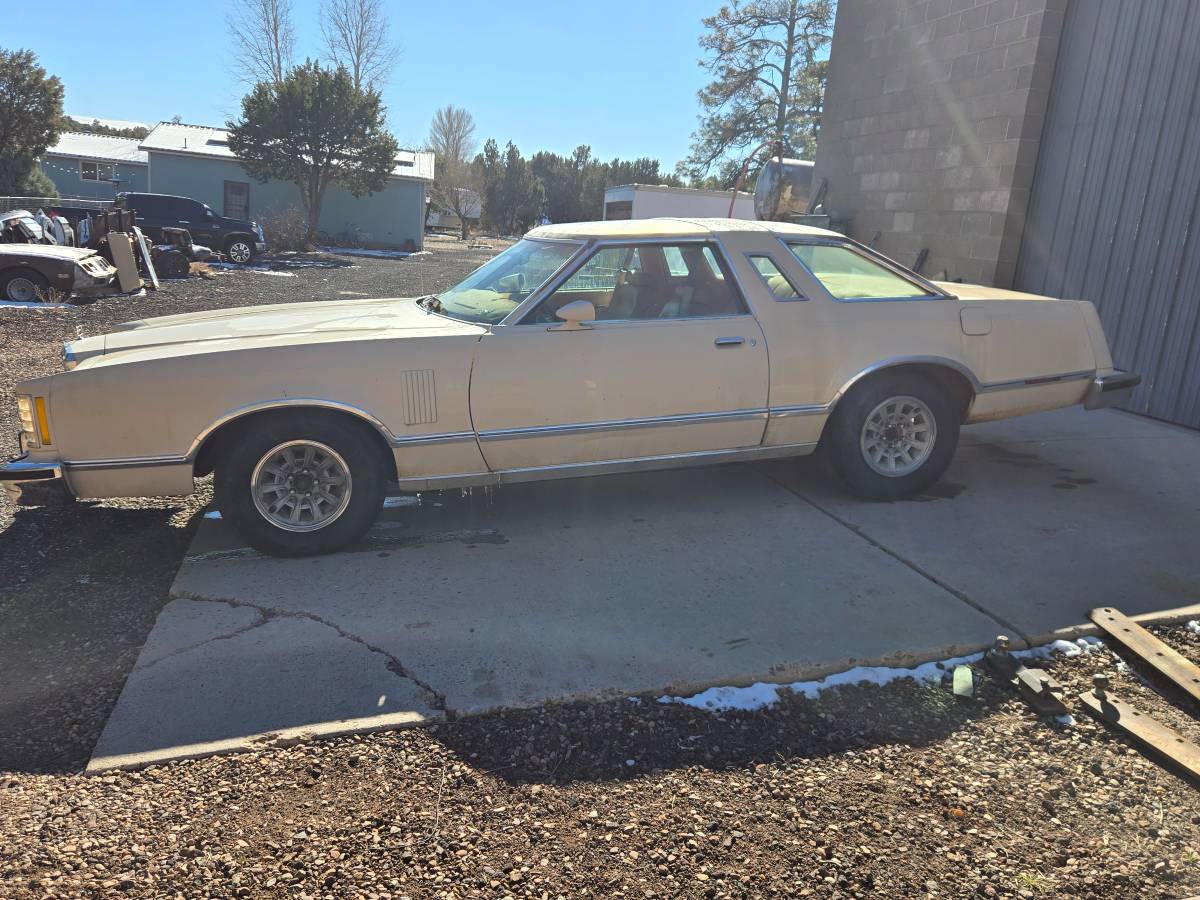 Ford-thunderbird-1978-yellow-1
