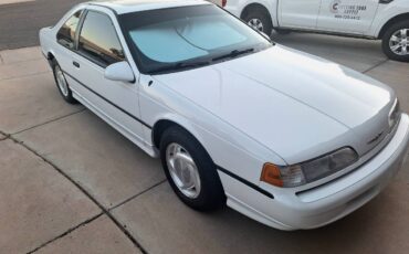 Ford-thunderbird-1990-white-1