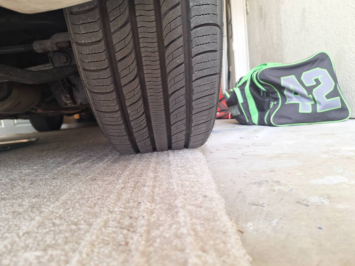 Ford-thunderbird-1990-white-3