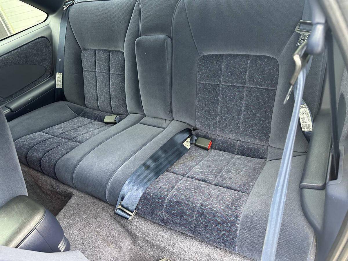 Ford-thunderbird-1994-blue-12