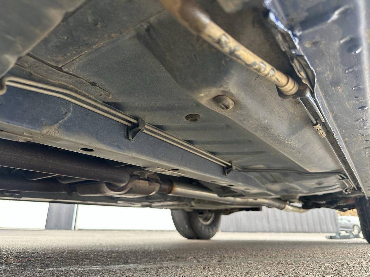 Ford-thunderbird-1994-blue-16