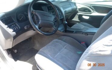 Ford-thunderbird-1995-8