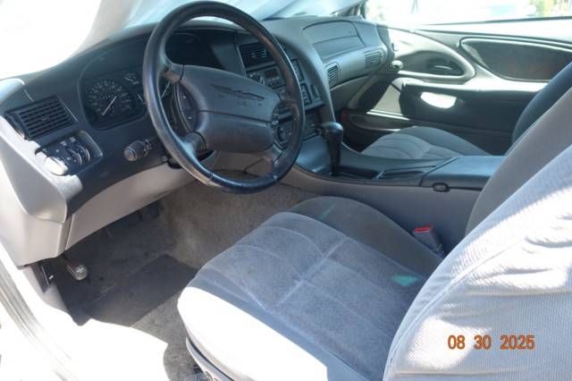 Ford-thunderbird-1995-8
