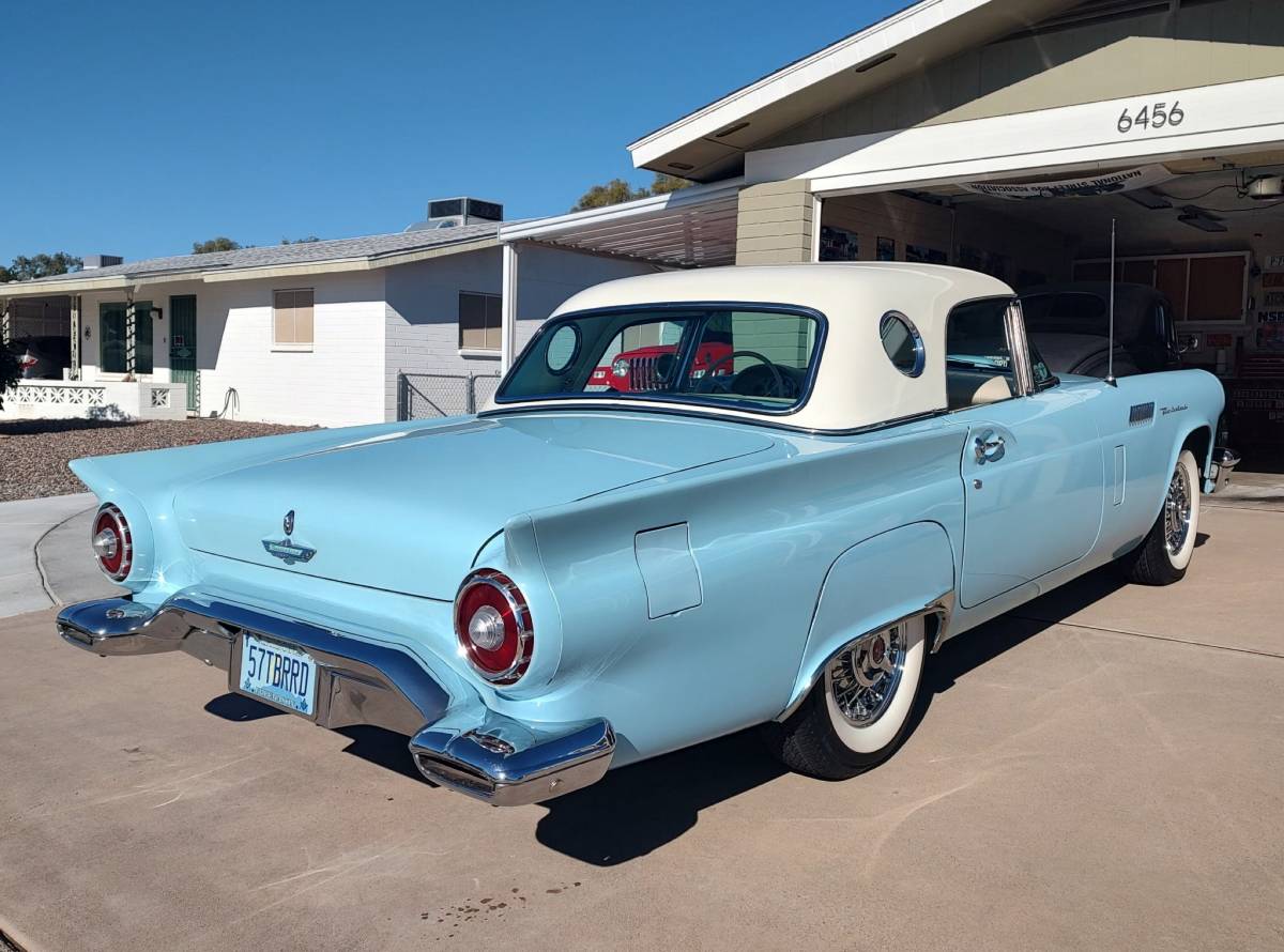Ford-thunderbird-convertible-1957-blue