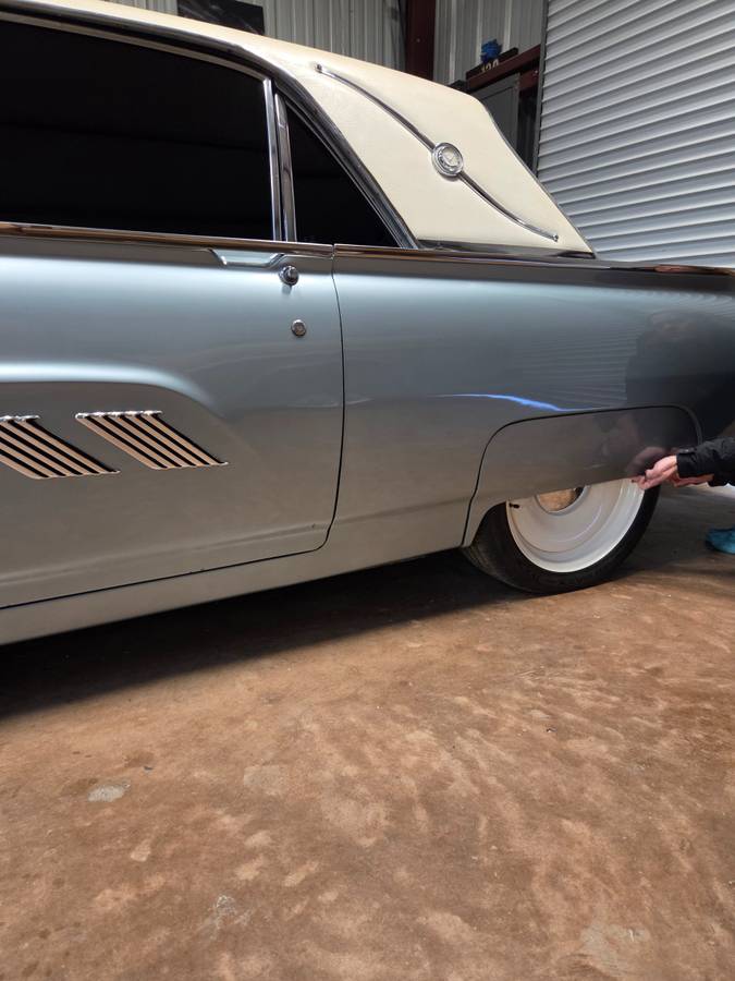 Ford-thunderbird-coupe-1963-12