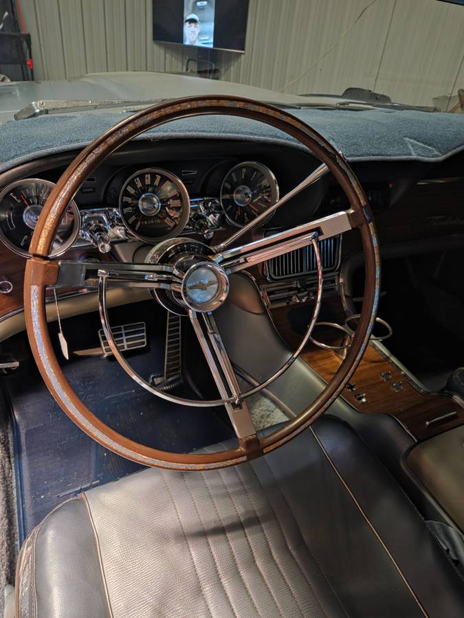 Ford-thunderbird-coupe-1963-5