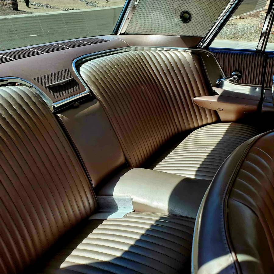 Ford-thunderbird-coupe-1964-custom-2