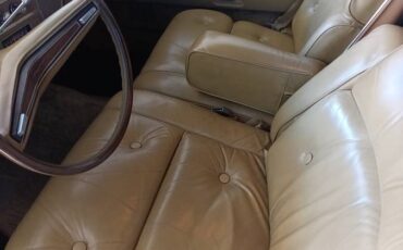 Ford-thunderbird-coupe-1974-yellow