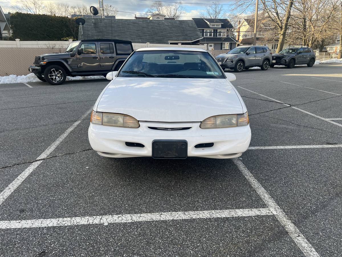 Ford-thunderbird-coupe-1994-white-1