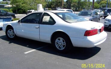 Ford-thunderbird-coupe-1996-white