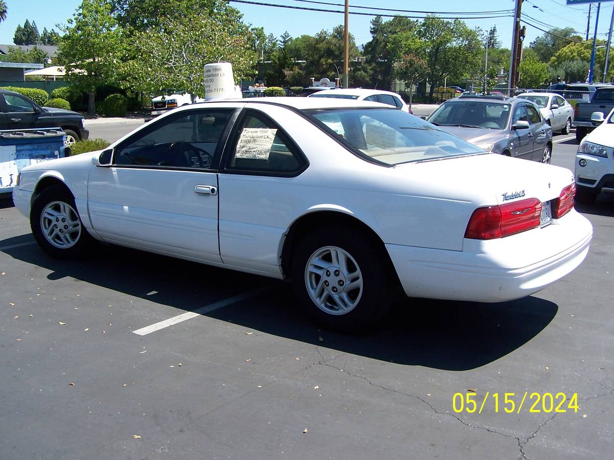 Ford-thunderbird-coupe-1996-white