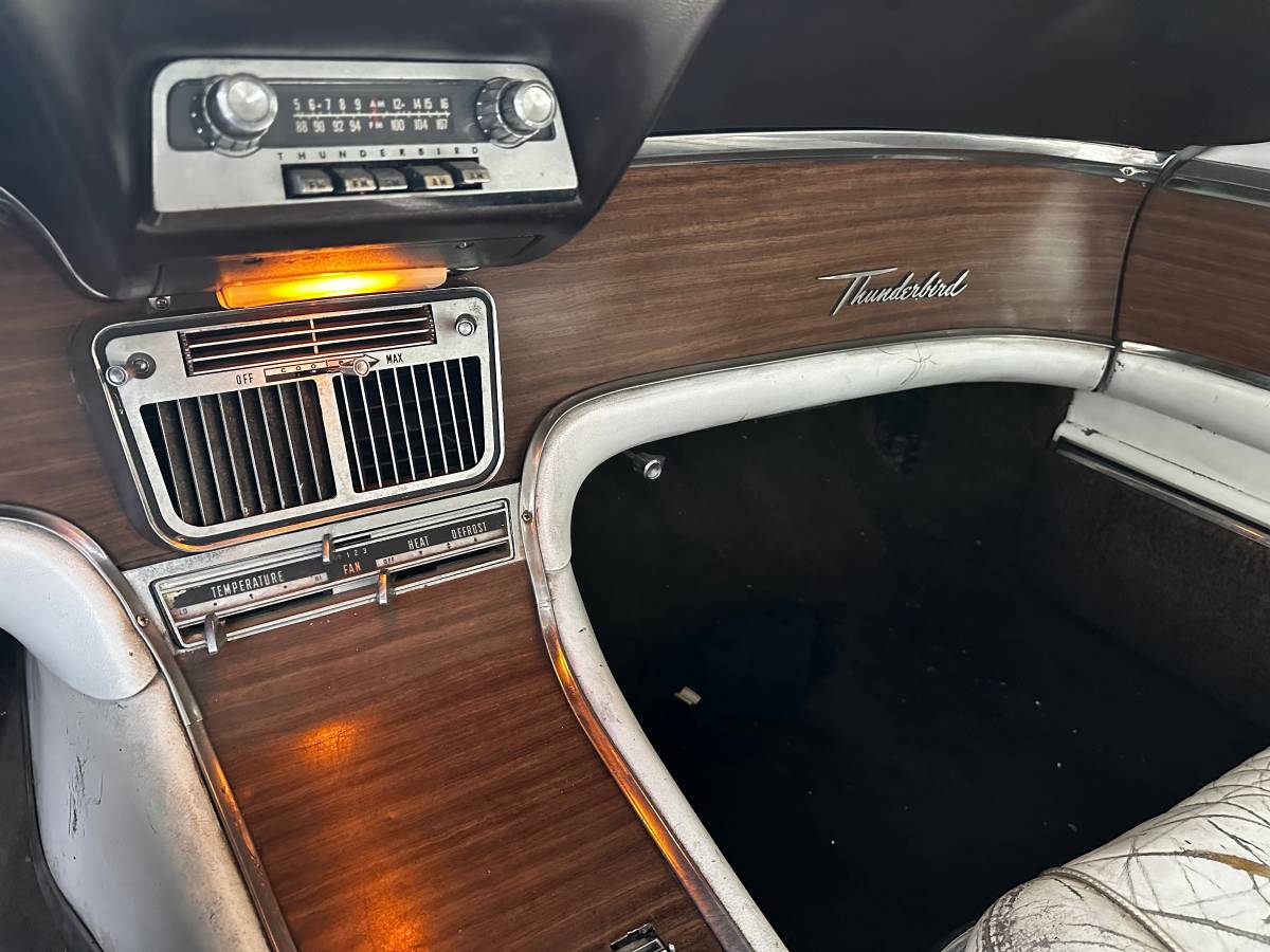 Ford-thunderbird-lx-1963-yellow-20