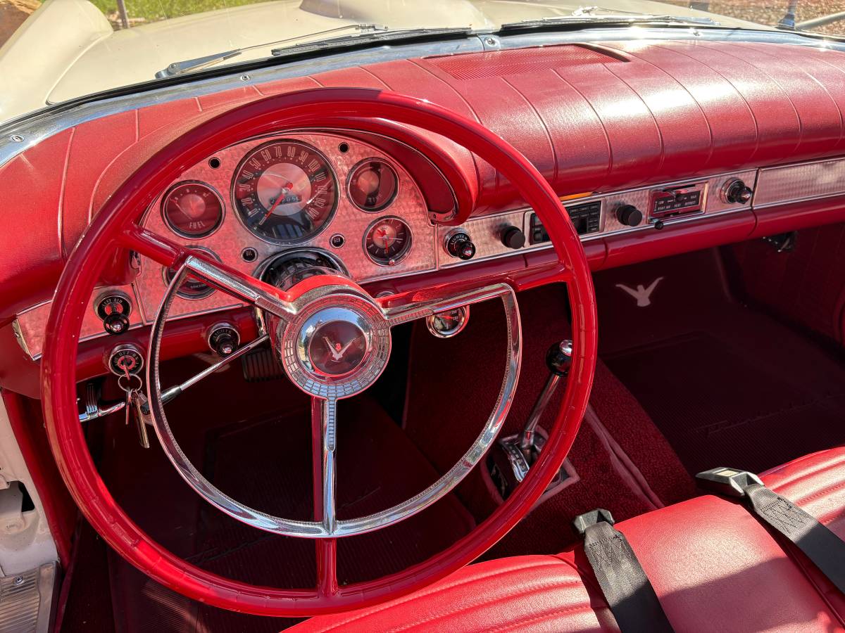 Ford-thunderbird-roadster-1957-white-4