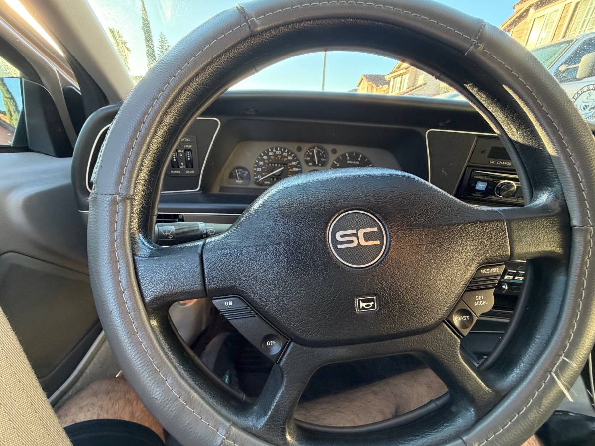 Ford-thunderbird-super-coupe-1989-grey-12