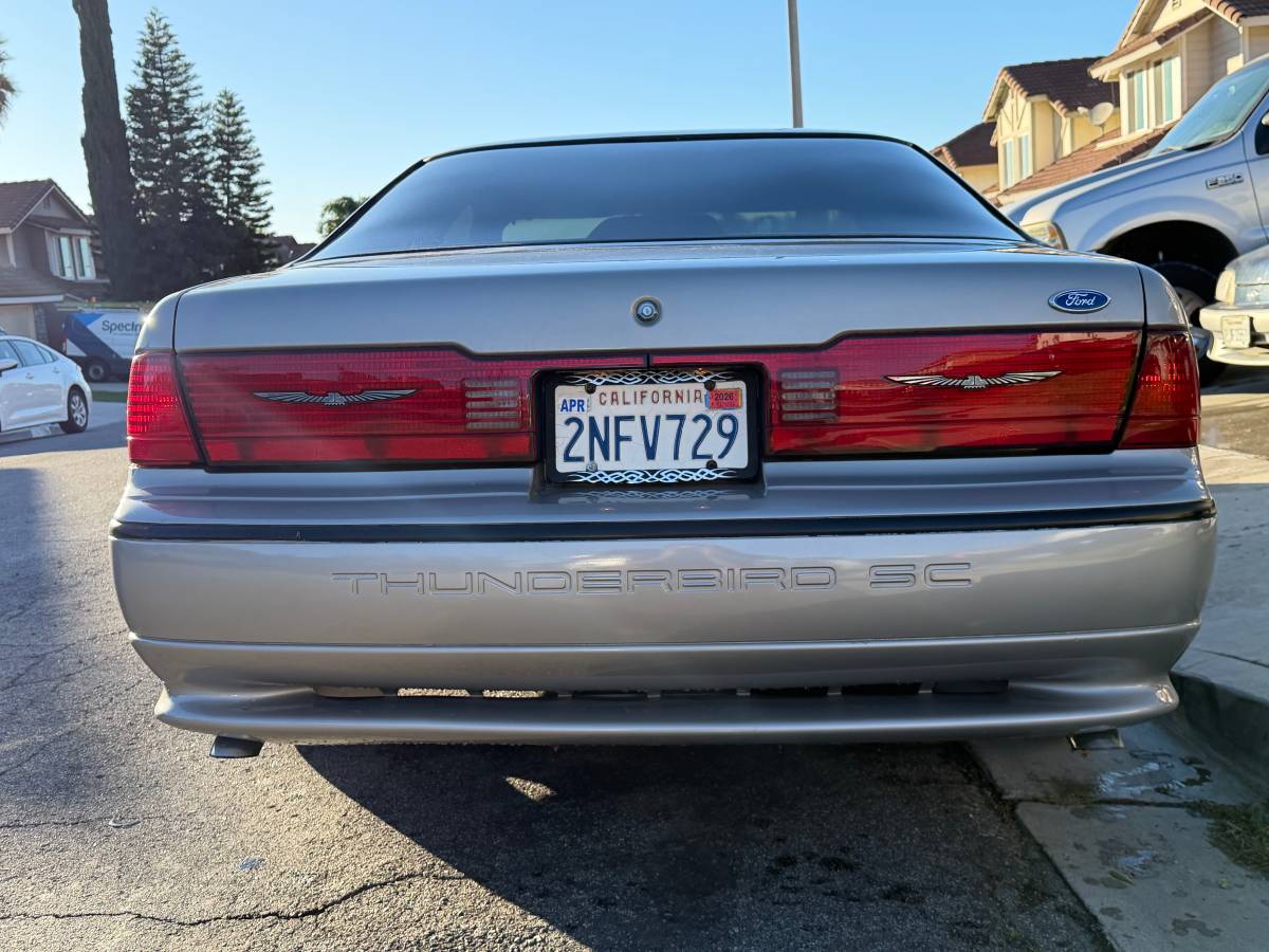 Ford-thunderbird-super-coupe-1989-grey-2