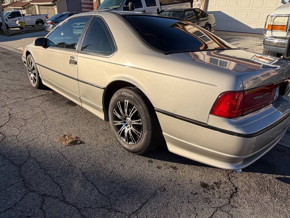 Ford-thunderbird-super-coupe-1989-grey-6