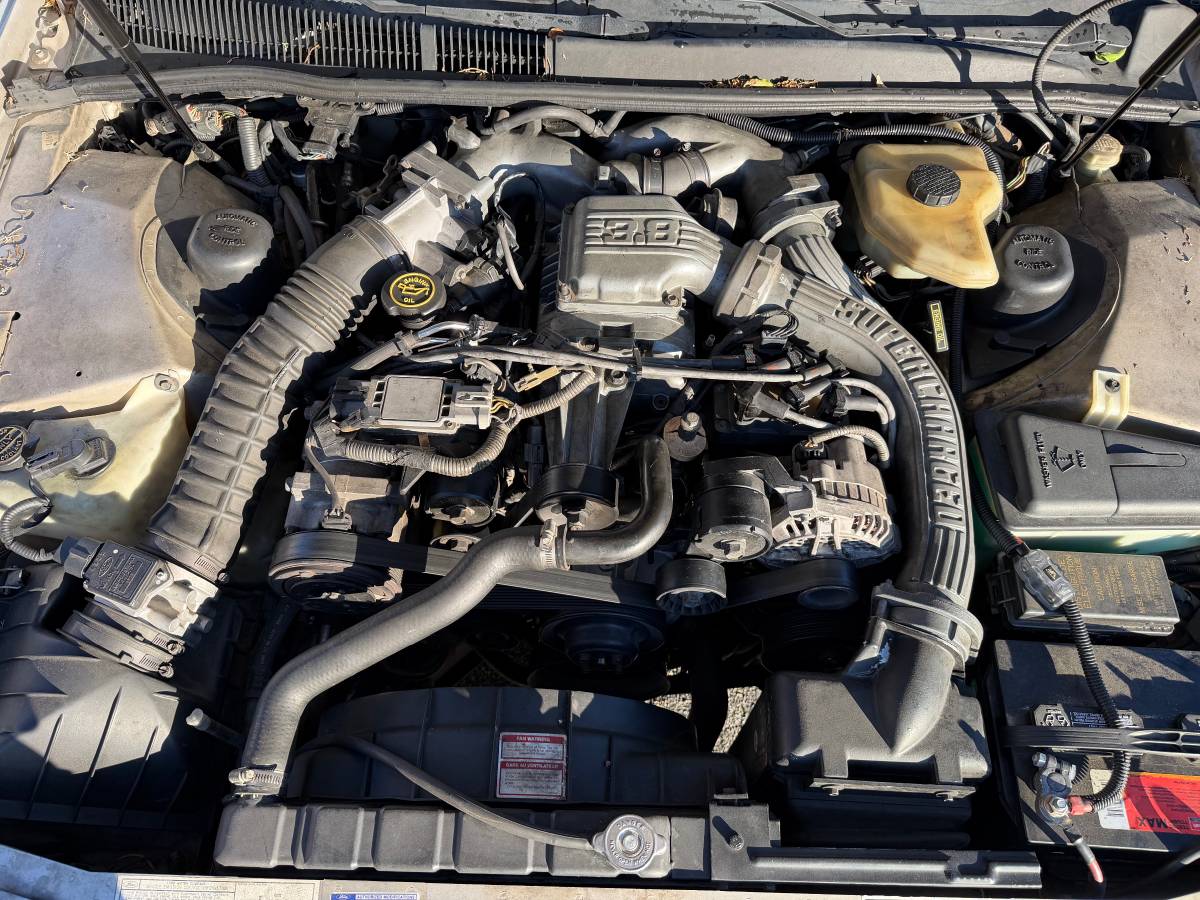 Ford-thunderbird-super-coupe-1989-grey-9