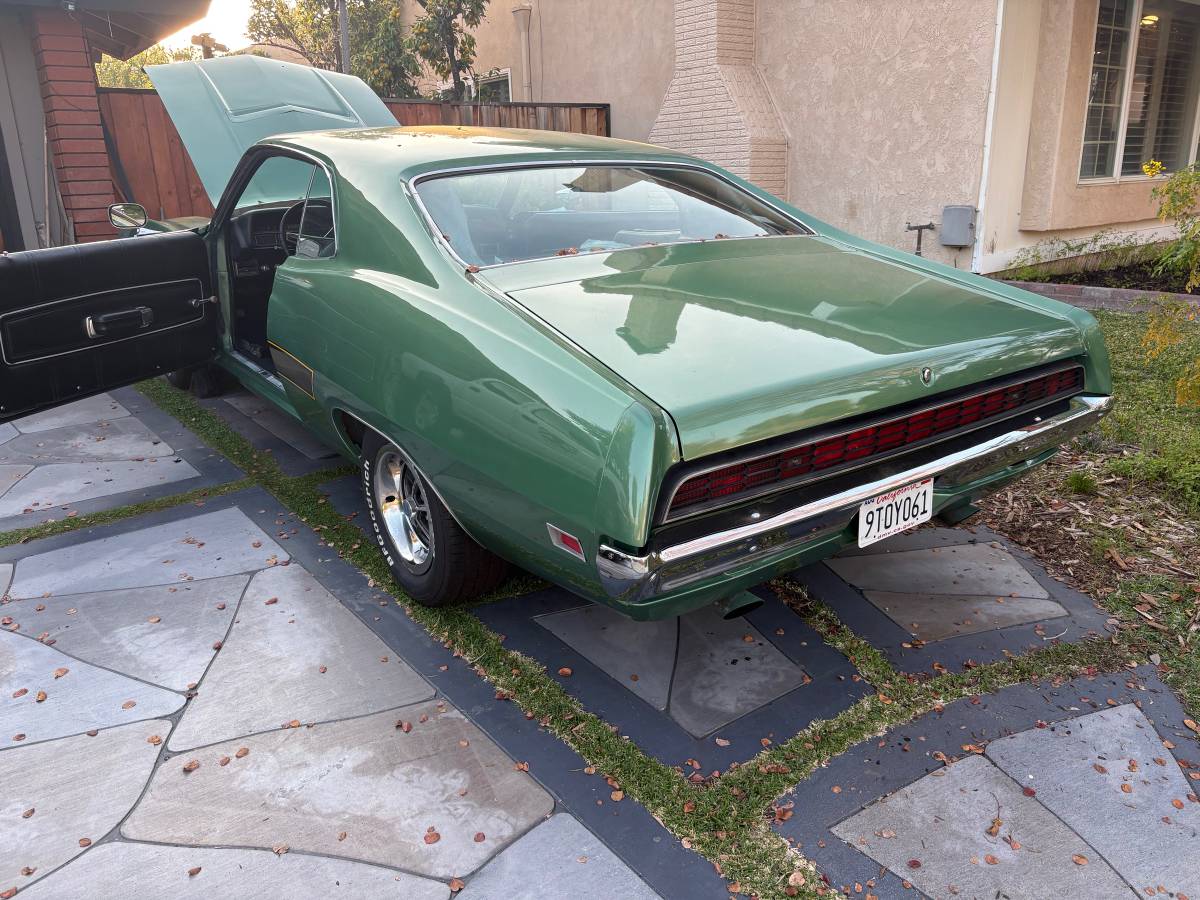 Ford-torino-1970-5