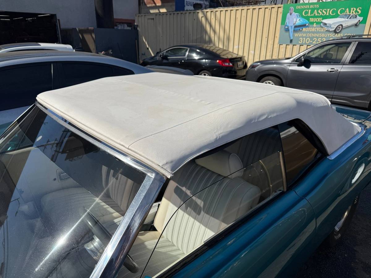 Ford-torino-gt-convertible-1969-blue-13