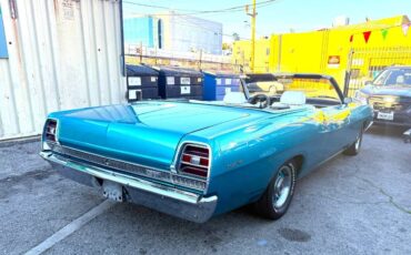 Ford-torino-gt-convertible-1969-blue-2