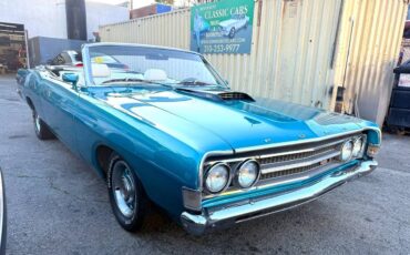 Ford-torino-gt-convertible-1969-blue