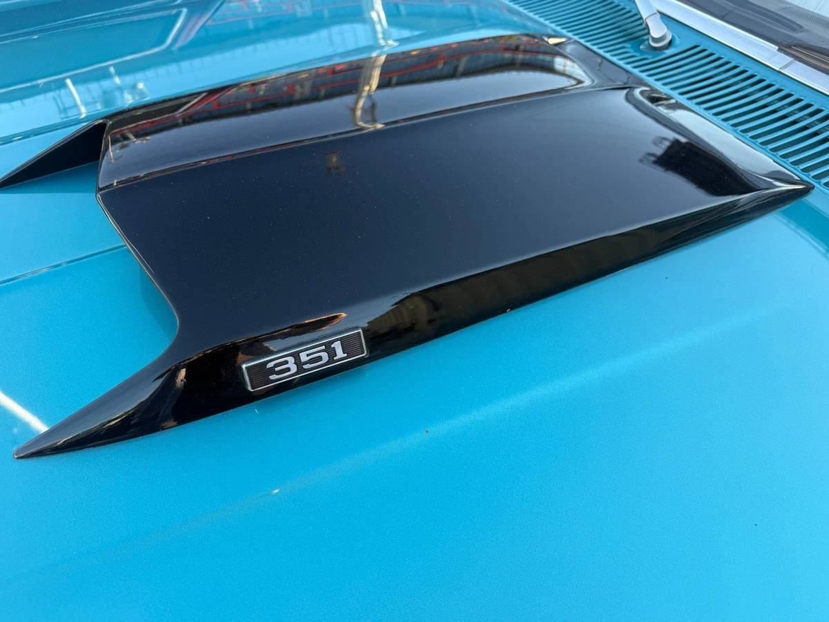 Ford-torino-gt-convertible-1969-blue-6