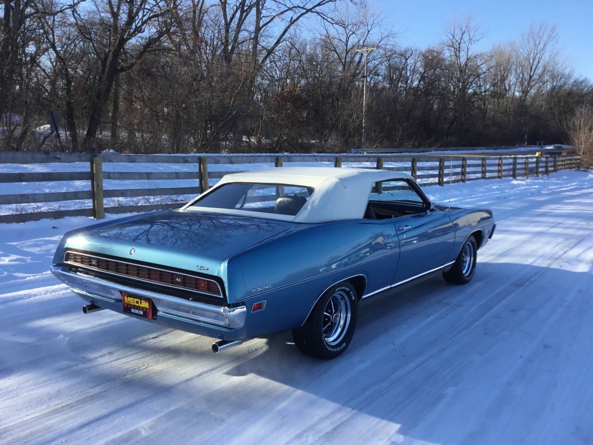 Ford-torino-gt-convertible-1971-blue-23